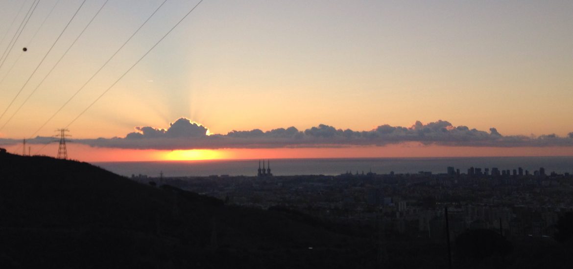 amanecer sobre Barcelona