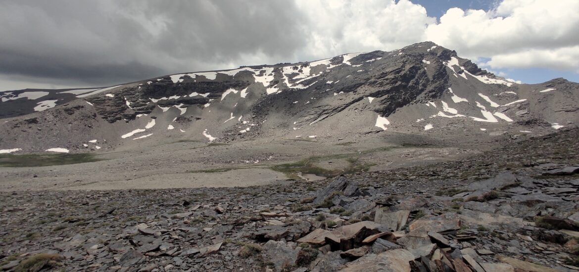 Mulhacén visto desde Siete Lagunas